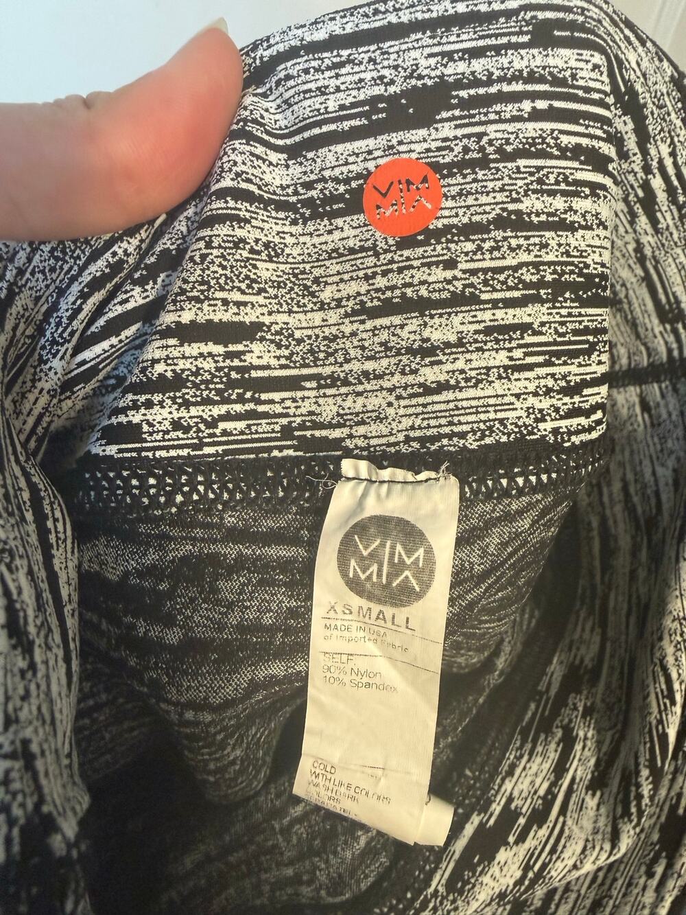 VIMMIA Activewear Workout Leggings Size XS Black White Static Print USA Made